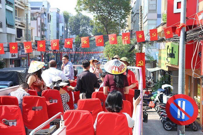 Ho Chi Minh City Tour and Independence Palace Ticket 2 in 1 - Audio Guides, Headsets, and WiFi: Comfort That Helps You Pay Attention