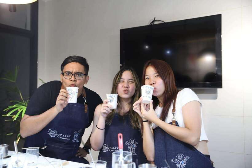 Ho Chi Minh City: Vietnamese Specialty Coffee Journey - Vietnamese Phin Coffee: Brew Your Own Cup (Fine Robusta Edition)