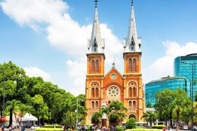 Ho Chi Minh City: War Remnants Museum & Ben Thanh Market - Price and logistics: what $69 buys you