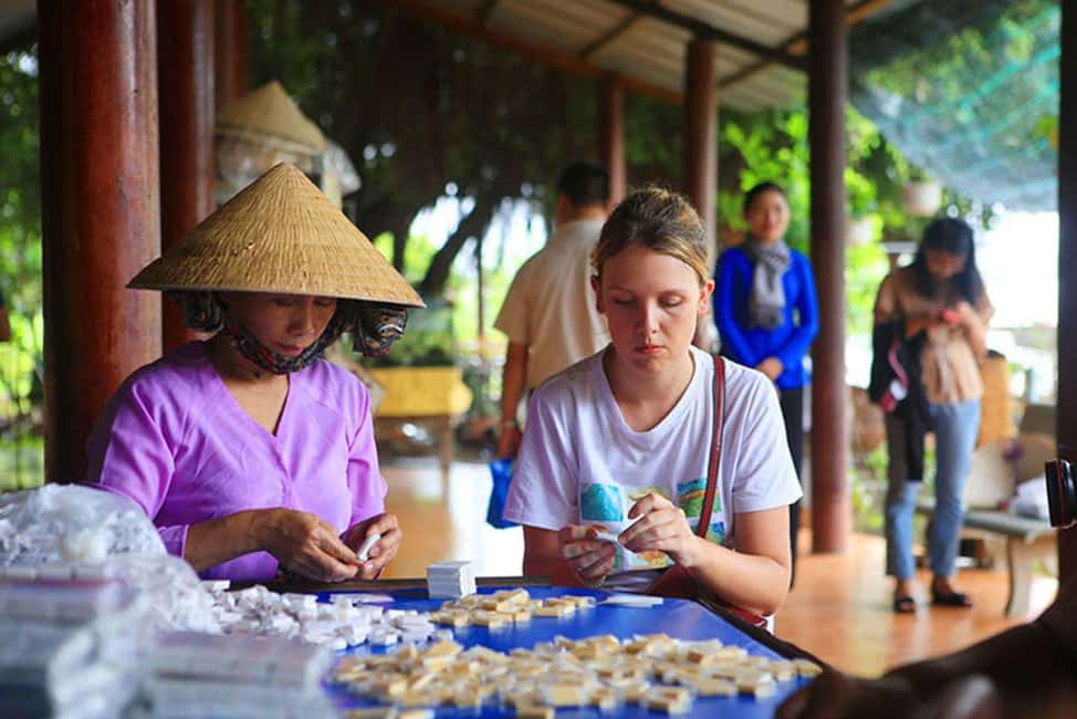 Ho Chi Minh Daily Tour: Full Day Mekong Delta (Private tour) - Cồn Thới Sơn: honey farm tastings and Đàn Ca Tài Tử folk music