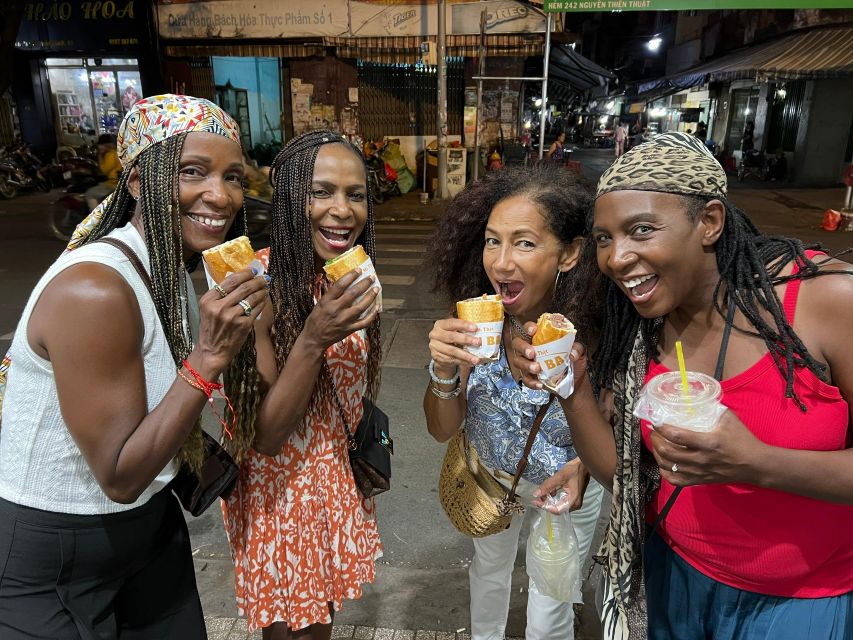 Ho Chi Minh: Street Food Experience in Saigon by Walking - The Photo Stop at Saigon’s Oldest Apartment