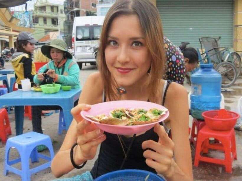 Ho Chi Minh: Tasty Vegan Food and local Beer by Motorbike - Why Ho Chi Minh vegan food tastes better at night