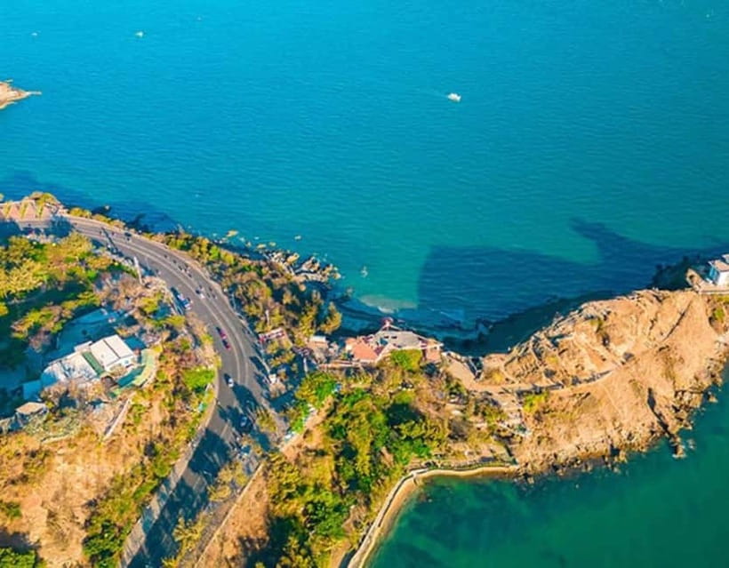 Ho Chi Minh: Vung Tau 1-Day Tour with Christ Statue & Lunch - Nghinh Phong Cape: The Iconic Gate and Photo Time