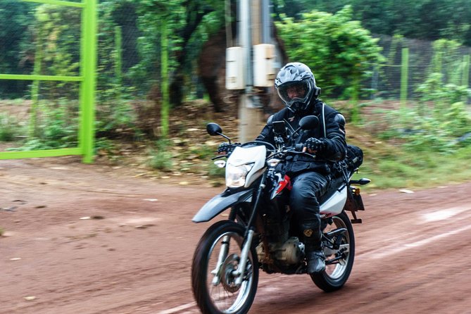 Honda XR 150 Motorbike Rental from Saigon - Your day on two wheels in Ho Chi Minh City: what freedom feels like