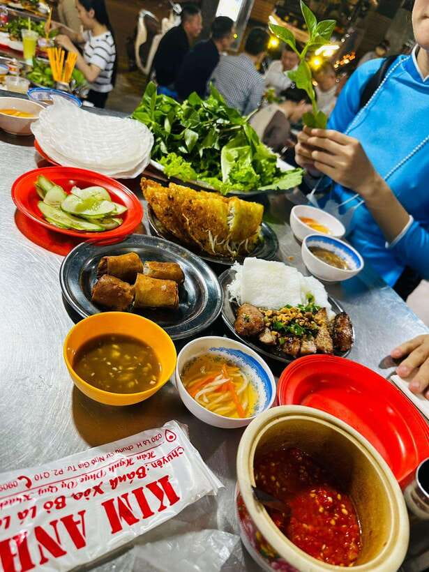 KISSTOUR | Motorbike Food Tour Female Drivers in Ho Chi Minh - Key things to know before you book