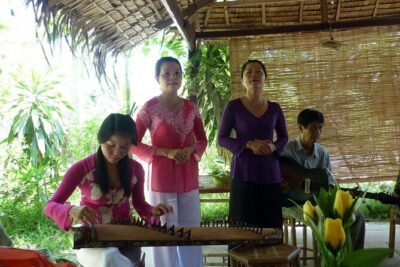 Mekong Delta 1 Day Tour - Getting from District 1 (or 3/4) to the Mekong in about two hours
