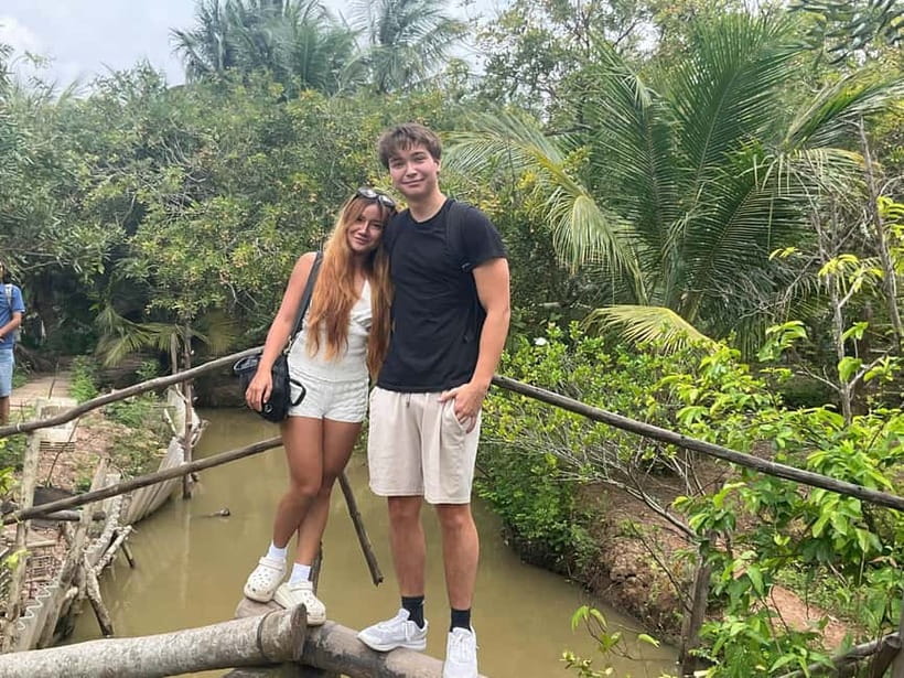 Mekong Delta 2 Days: Floating Markets & Cultural Exploration - Con Phung Lunch and Bicycle Time: Where the Day Gets a Bit More Local