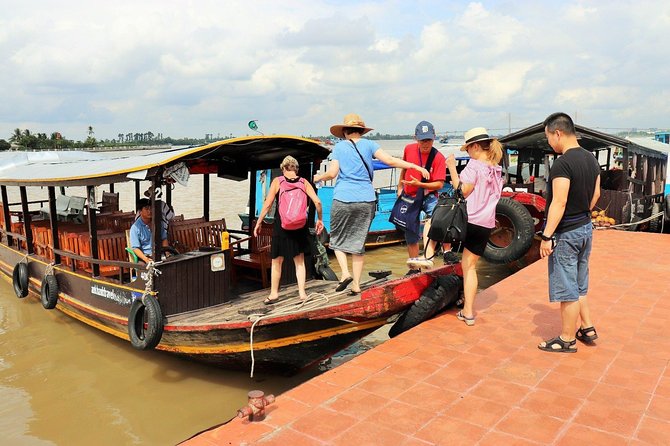 Mekong Delta Discovery Tour from Ho Chi Minh - Fish farm, bee farm, and tropical fruit tastings