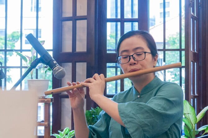 Paint & Personalize a Vietnamese Non La with B/S Art Studio topic - Why this Non La workshop feels practical in Ho Chi Minh City