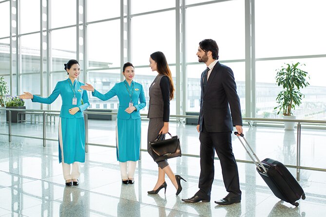 Premium Fast Track Service at Ho Chi Minh City Airport - Arrival Flow: Being Met at the Aircraft Gate in HCM