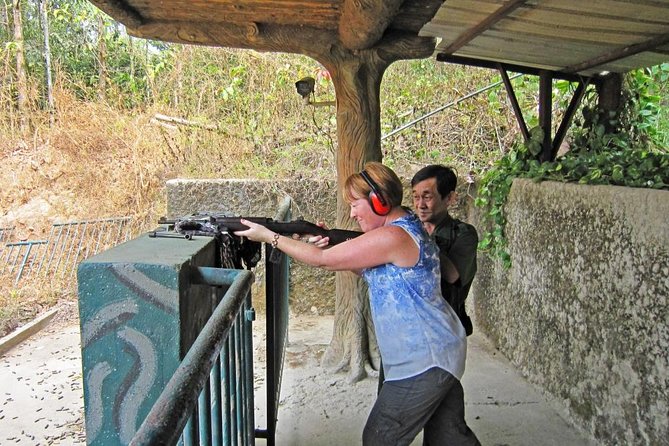Private Cu Chi Tunnels: Ben Duoc Less Touristy with Veteran Guide - Underground city and the optional tunnel crawl