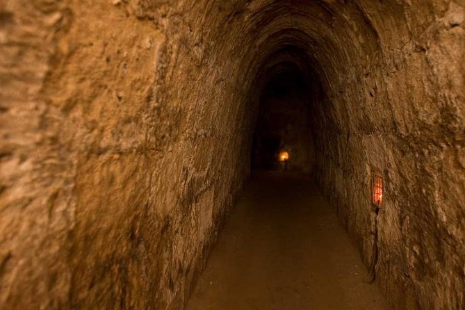 Private Cu Chi Tunnels: Ben Duoc Less Touristy with Veteran Guide - Tunnels as history: what to pay attention to