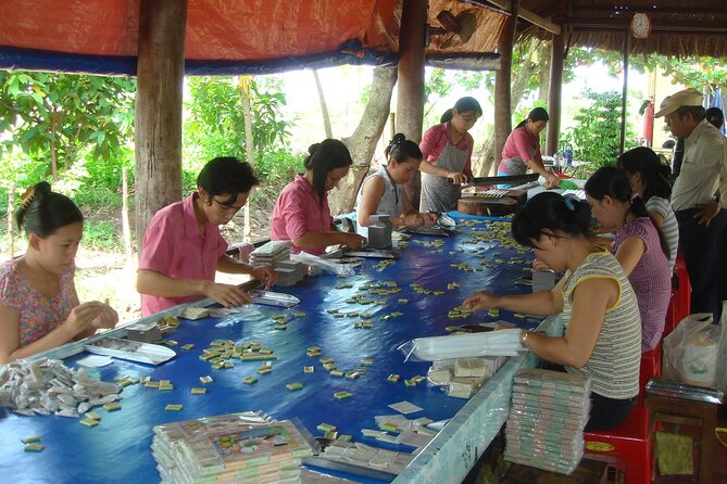 Private Mekong Delta (My Tho - Ben Tre) Full Day by Air-conditioned Car - Your guide experience: why Met’s style makes a difference