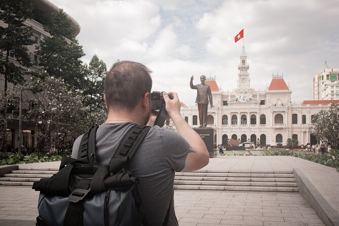 Private Photography Tour & Ho Chi Minh City Exploration By Local - Nguyen Hue Street: the straight lines for strong “you are here” photos