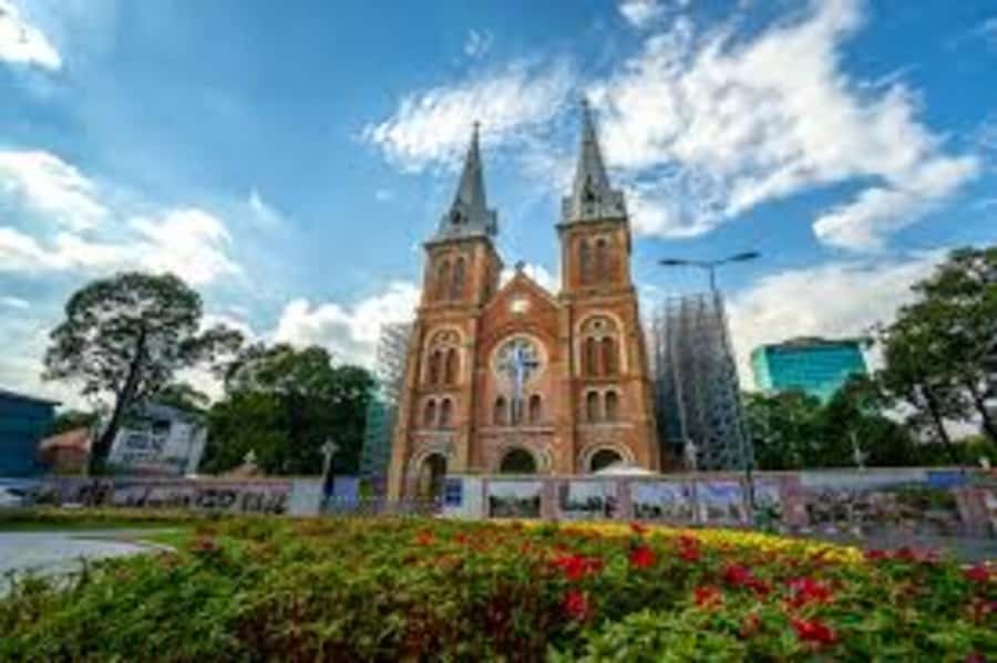 Private Saigon Highlights Tour by Car – Flexible Half Day - FAQ