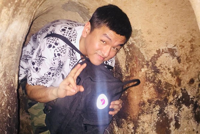 Private Tour - Cu Chi Tunnels with English Speaking Tour Guide - Spotting war traps and defensive features
