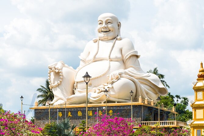 Private Tour - Mekong Delta 'My Tho' with Cooking Class 1 Day - Vinh Trang Pagoda: A 100-Year Temple Stop That Sets the Tone