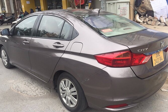 Private transfer Tan Son Nhat airport - Hotels in Ho Chi Minh - The 15-Minute Ride (Plus Real Ho Chi Minh Traffic)