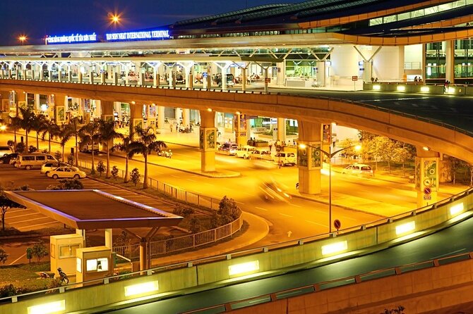 Private transfer Tan Son Nhat Airport (SGN) - Hotels In City - Your pickup: how it works and what you should do