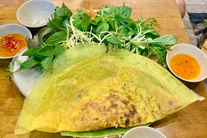 Saigon By Night: Authentic Street Food Scooter Adventure - Stop by stop: what each area adds to the night