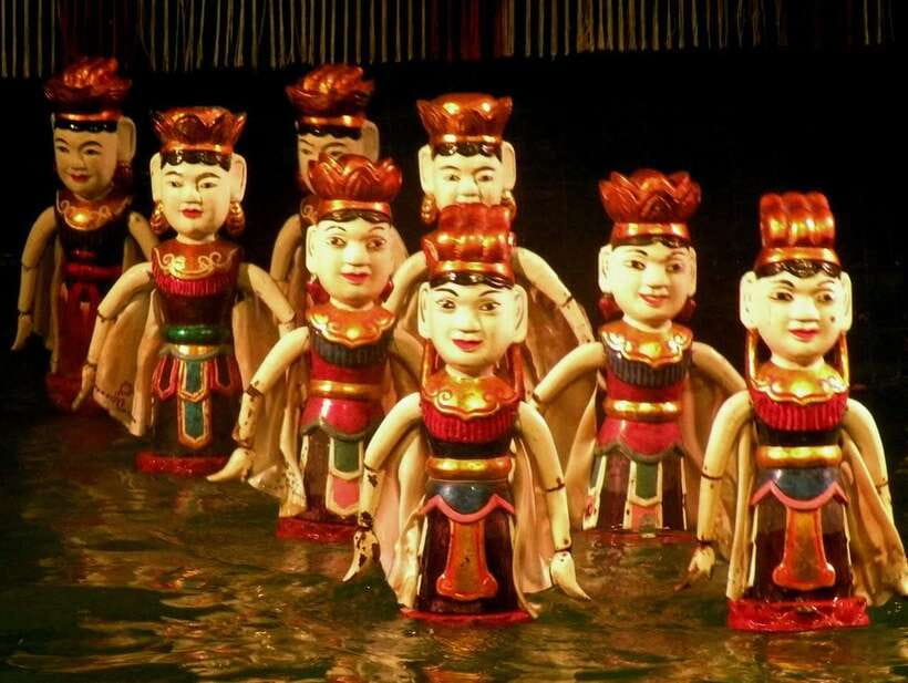 Saigon by Night: Traditional Dinner Cruise - Key highlights you should know