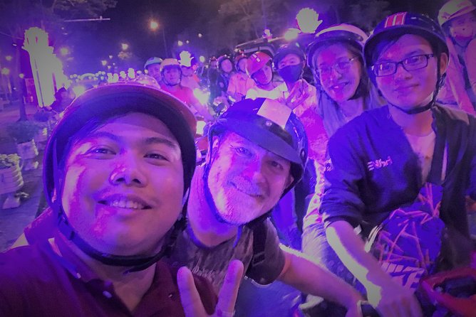 Saigon Ghost beliefs tour, Chinatown sightseeing by scooter - Scooter tour mindset: faster than walking, but still real city driving