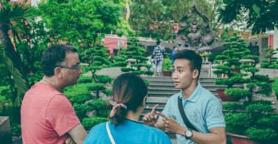 Saigon: Half-Day Private City Tour By Car - French-Era Icons: Notre-Dame and the Central Post Office