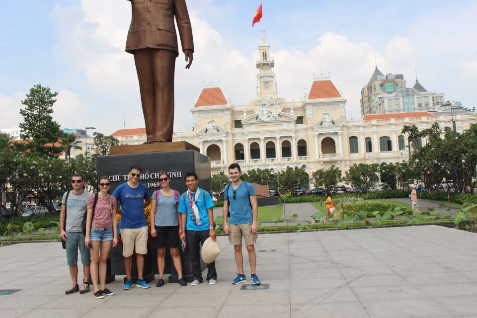Saigon: Private Half-Day Car Tour of Ho Chi Minh City - War Remnants Museum vs. Reunification Palace: choose your focus