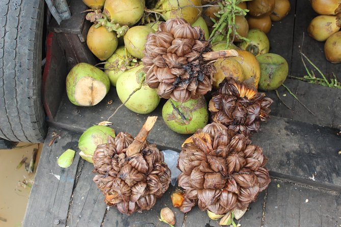 Small Group To Mekong Delta 1 Day - Group Size: When “Small Group” Still Means Company