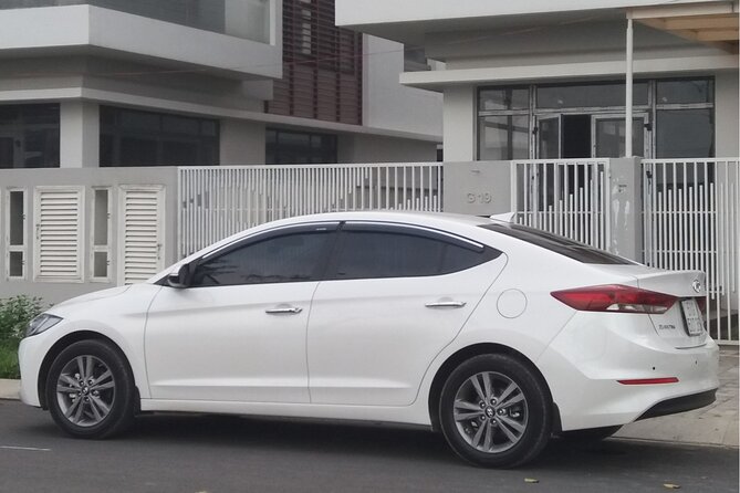 (TOP) Private car: Ho Chi Minh Airport (SGN) from/to HCM center - Key things to know before you book