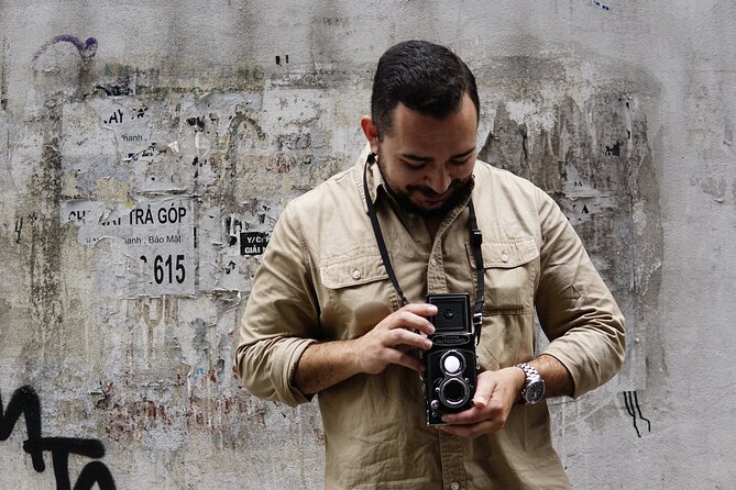 Using Medium Format film camera to discover Saigon - Why medium-format film makes Saigon feel different