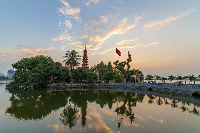 Vietnam And Cambodia At Glance in 9 Days - Halong Bay: A Cruise Day With Dawn Tai Chi and Limestone Karsts