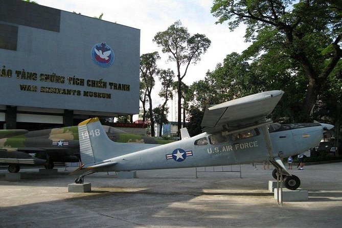 War Remnants Museum - Ho Chi Minh City Half Day Tours - The Independence Palace Moment (1975) and What to Spot